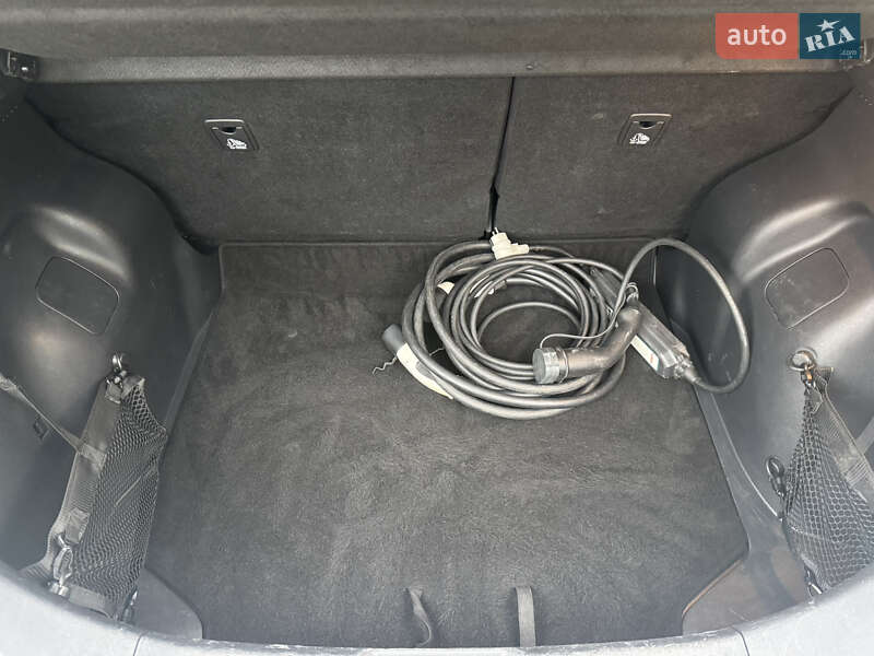 Хэтчбек Nissan Leaf 2018 в Луцке