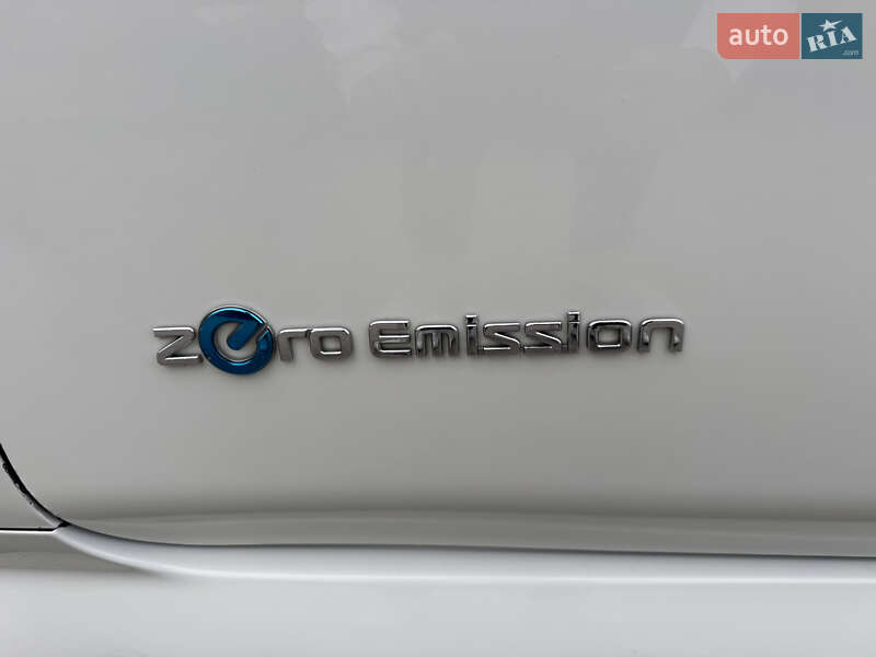 Хэтчбек Nissan Leaf 2018 в Луцке