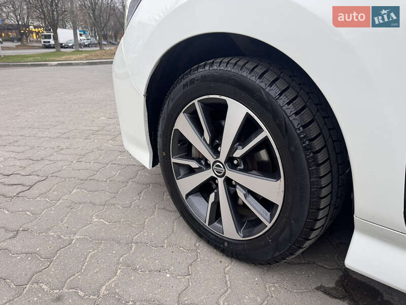 Хэтчбек Nissan Leaf 2018 в Луцке