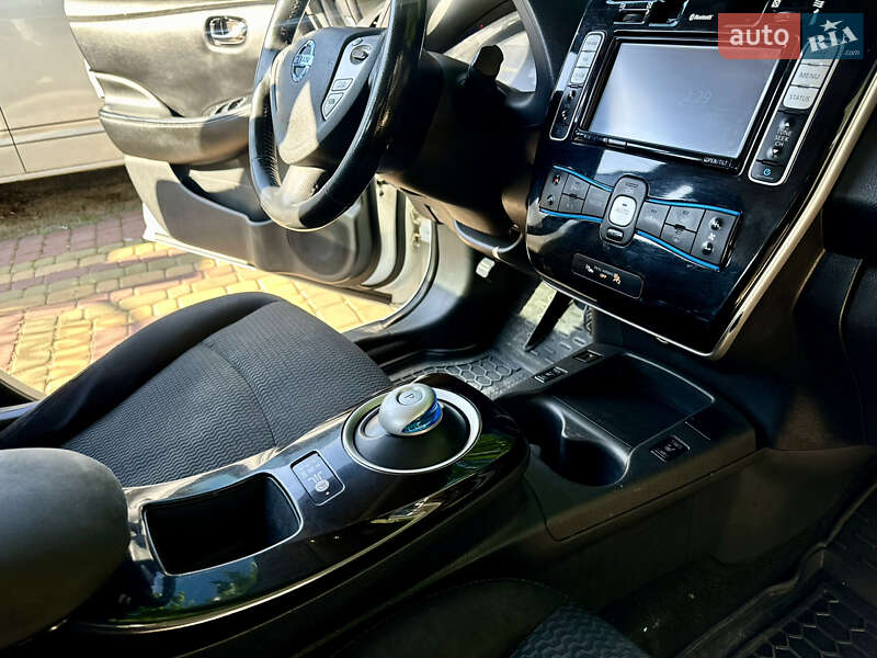 Хэтчбек Nissan Leaf 2014 в Виннице фото 23 Хэтчбек Nissan Leaf 2014 в Виннице