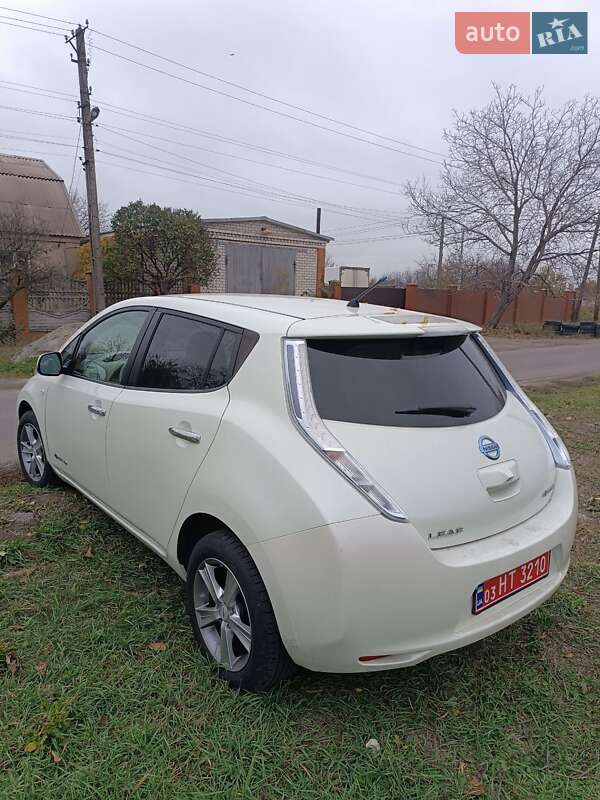 Хетчбек Nissan Leaf 2012 в Кривому Розі