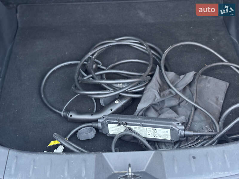 Хэтчбек Nissan Leaf 2020 в Луцке