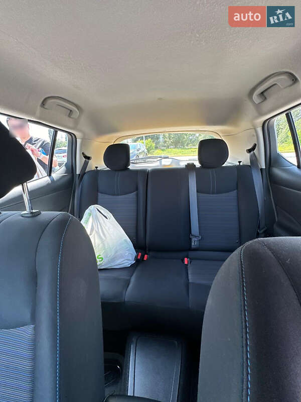 Хетчбек Nissan Leaf 2018 в Києві