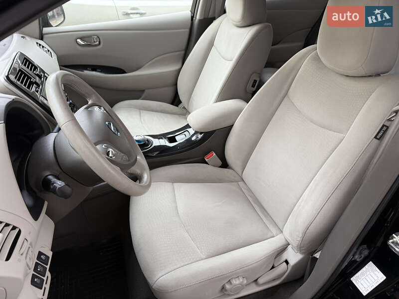 Хэтчбек Nissan Leaf 2012 в Умани фото 45 Хэтчбек Nissan Leaf 2012 в Умани