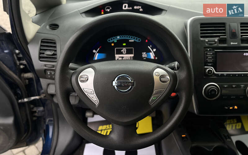 Хэтчбек Nissan Leaf 2016 в Мукачево