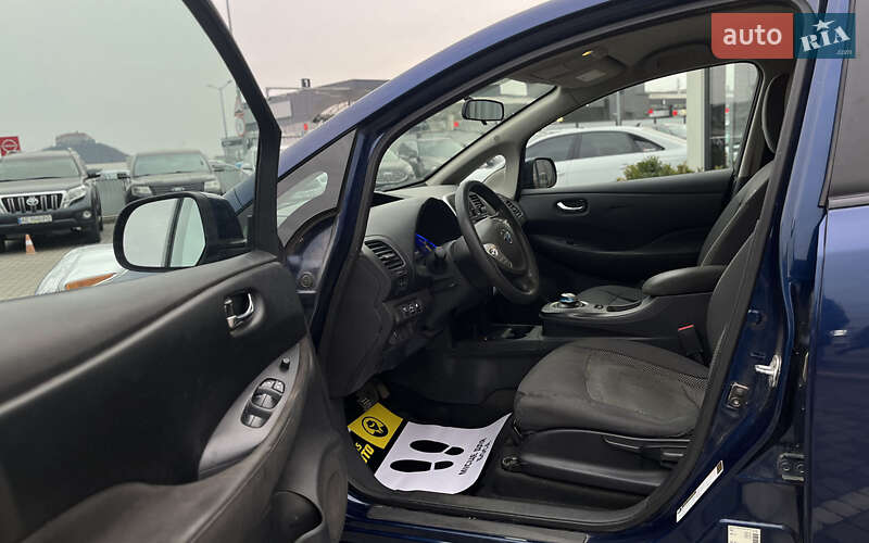 Хэтчбек Nissan Leaf 2016 в Мукачево