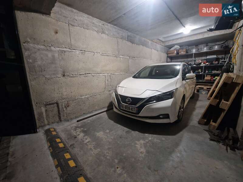 Хэтчбек Nissan Leaf 2019 в Луцке