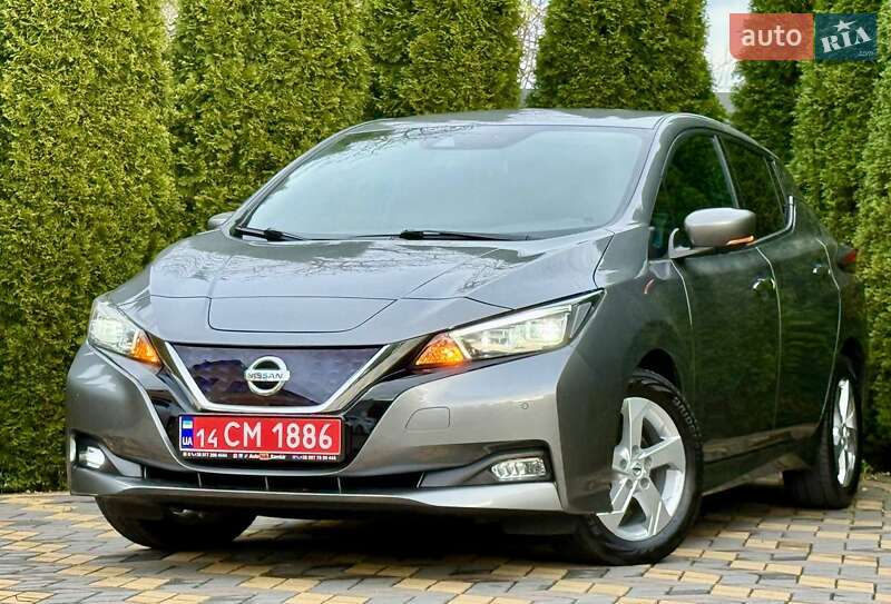 Хэтчбек Nissan Leaf 2021 в Самборе
