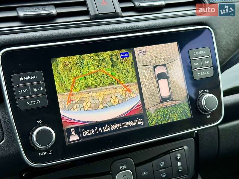 Хэтчбек Nissan Leaf 2021 в Самборе