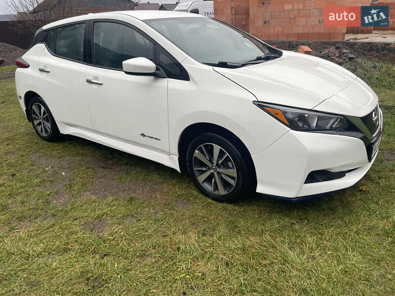 Хэтчбек Nissan Leaf 2019 в Чабеле фото 3 Хэтчбек Nissan Leaf 2019 в Чабеле