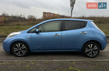 Хэтчбек Nissan Leaf 2014 в Ровно