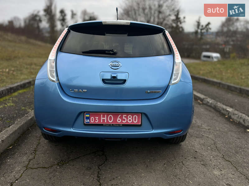 Хэтчбек Nissan Leaf 2014 в Ровно