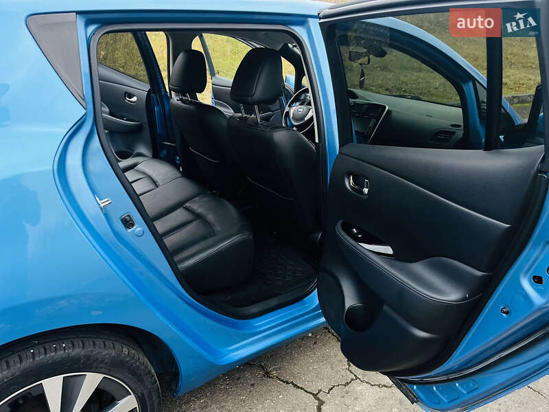 Хэтчбек Nissan Leaf 2014 в Ровно