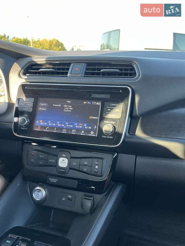 Хэтчбек Nissan Leaf 2019 в Золотоноше