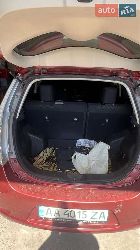 Хэтчбек Nissan Leaf 2013 в Черкассах