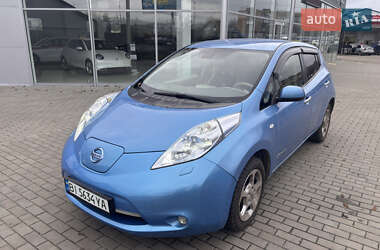 Хетчбек Nissan Leaf 2012 в Полтаві