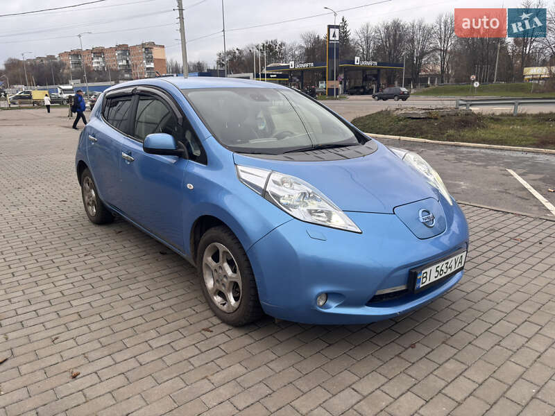 Хэтчбек Nissan Leaf 2012 в Полтаве фото 12 Хэтчбек Nissan Leaf 2012 в Полтаве