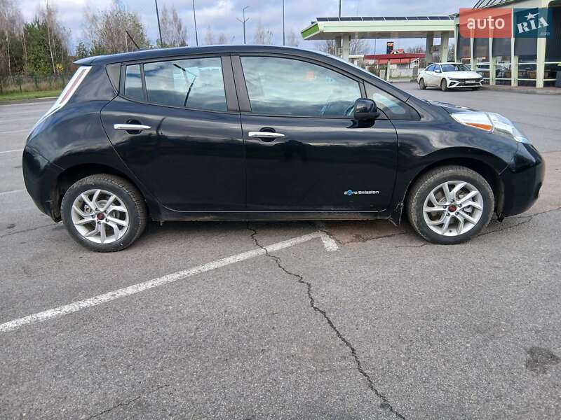Хетчбек Nissan Leaf 2015 в Житомирі фото 8 Хетчбек Nissan Leaf 2015 в Житомирі