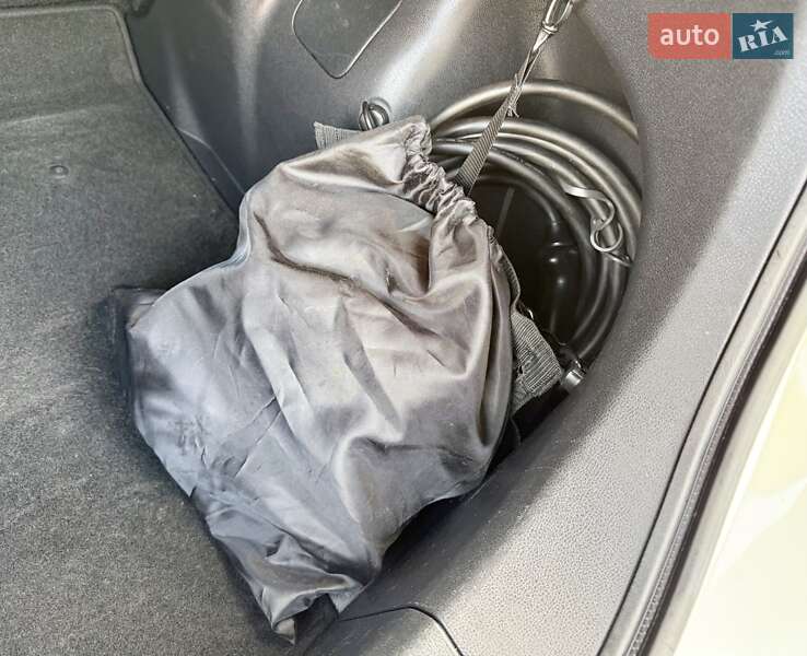 Хэтчбек Nissan Leaf 2021 в Бердичеве