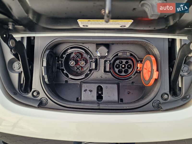 Хэтчбек Nissan Leaf 2022 в Виннице