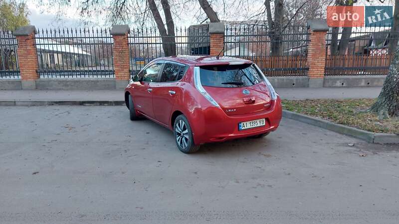 Хэтчбек Nissan Leaf 2016 в Фастове
