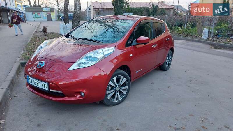 Хэтчбек Nissan Leaf 2016 в Фастове