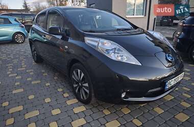 Хэтчбек Nissan Leaf 2017 в Львове
