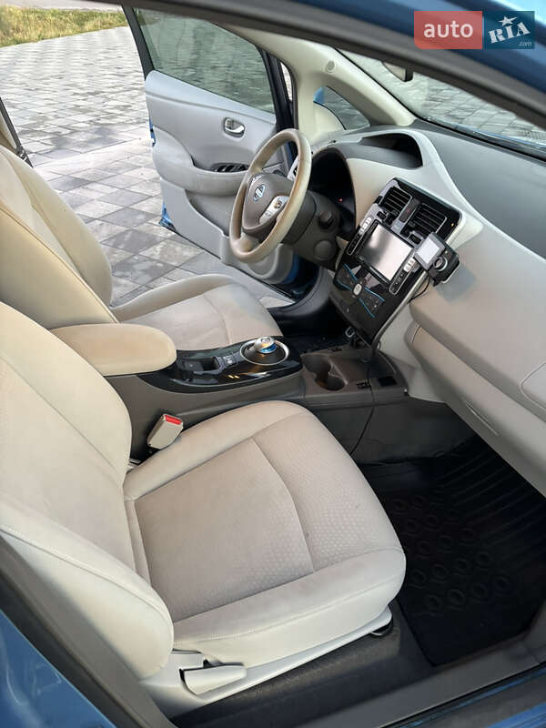 Хэтчбек Nissan Leaf 2011 в Черкассах фото 11 Хэтчбек Nissan Leaf 2011 в Черкассах