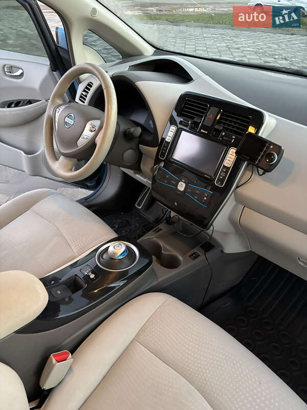 Хэтчбек Nissan Leaf 2011 в Черкассах фото 12 Хэтчбек Nissan Leaf 2011 в Черкассах