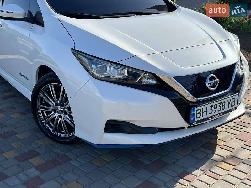 Хэтчбек Nissan Leaf 2018 в Белгороде-Днестровском фото 5 Хэтчбек Nissan Leaf 2018 в Белгороде-Днестровском