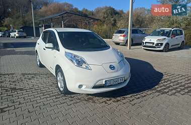 Хетчбек Nissan Leaf 2016 в Чернівцях