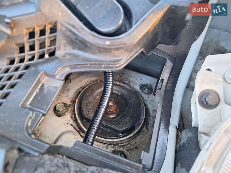 Хэтчбек Nissan Leaf 2014 в Городке фото 34 Хэтчбек Nissan Leaf 2014 в Городке