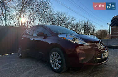 Хетчбек Nissan Leaf 2017 в Хмельницькому