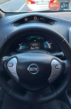 Хетчбек Nissan Leaf 2017 в Хмельницькому