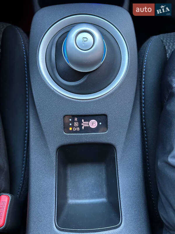 Хетчбек Nissan Leaf 2017 в Хмельницькому фото 39 Хетчбек Nissan Leaf 2017 в Хмельницькому