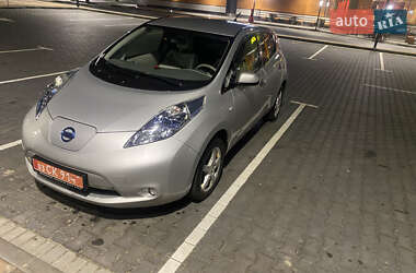 Хэтчбек Nissan Leaf 2012 в Луцке