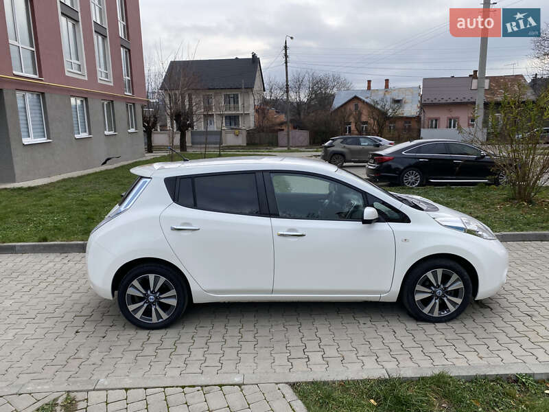Хэтчбек Nissan Leaf 2014 в Черновцах фото 6 Хэтчбек Nissan Leaf 2014 в Черновцах