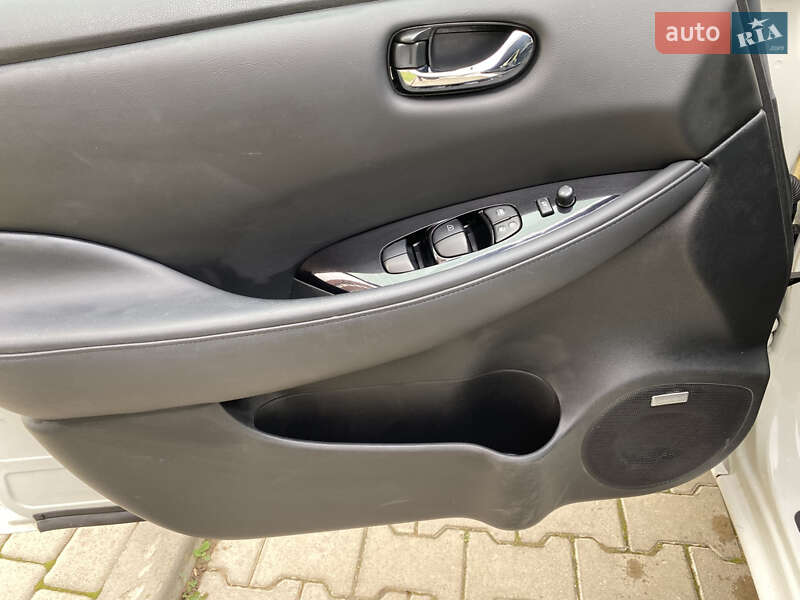 Хэтчбек Nissan Leaf 2014 в Черновцах фото 22 Хэтчбек Nissan Leaf 2014 в Черновцах