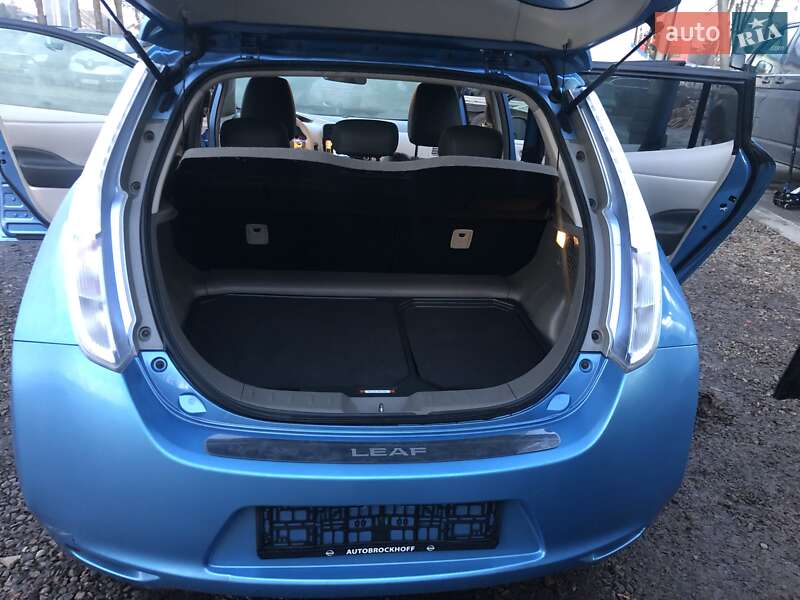 Хетчбек Nissan Leaf 2013 в Івано-Франківську