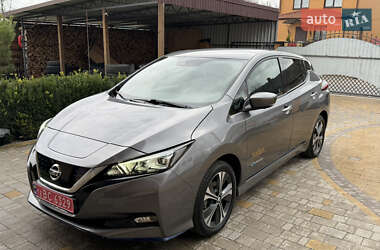 Хэтчбек Nissan Leaf 2020 в Звягеле