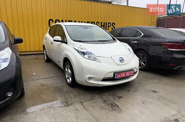 Хетчбек Nissan Leaf 2011 в Умані