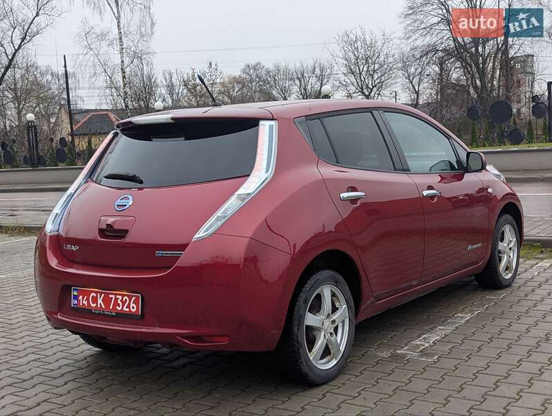 Хэтчбек Nissan Leaf 2014 в Дрогобыче