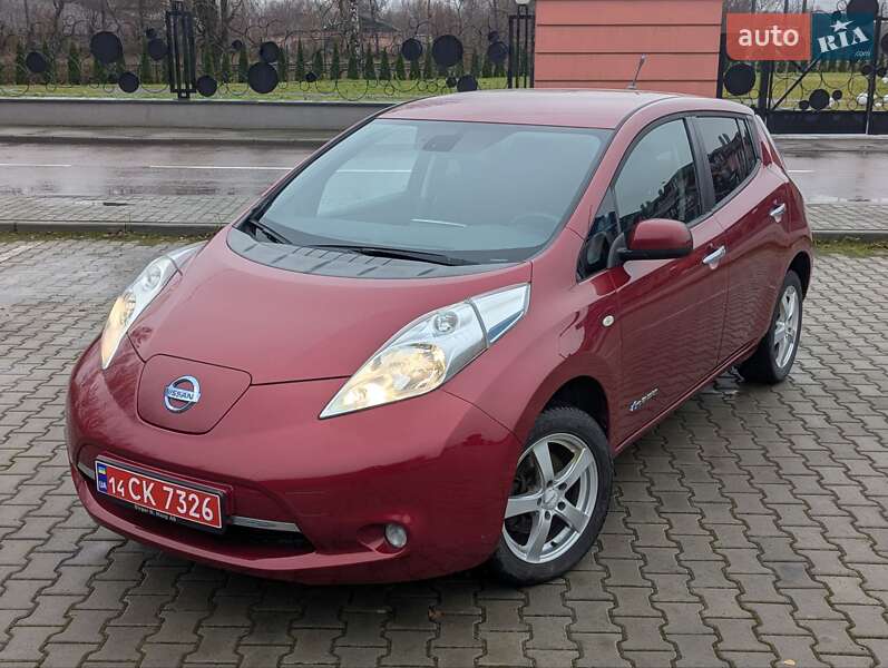 Хэтчбек Nissan Leaf 2014 в Дрогобыче