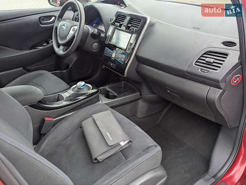 Хэтчбек Nissan Leaf 2014 в Дрогобыче
