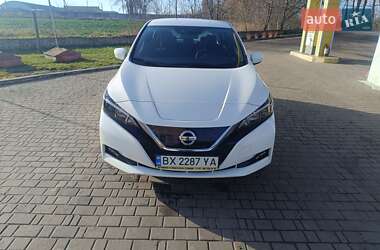 Хетчбек Nissan Leaf 2019 в Городку