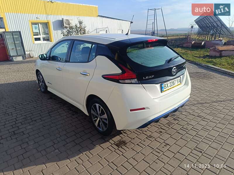 Хэтчбек Nissan Leaf 2019 в Городке фото 16 Хэтчбек Nissan Leaf 2019 в Городке