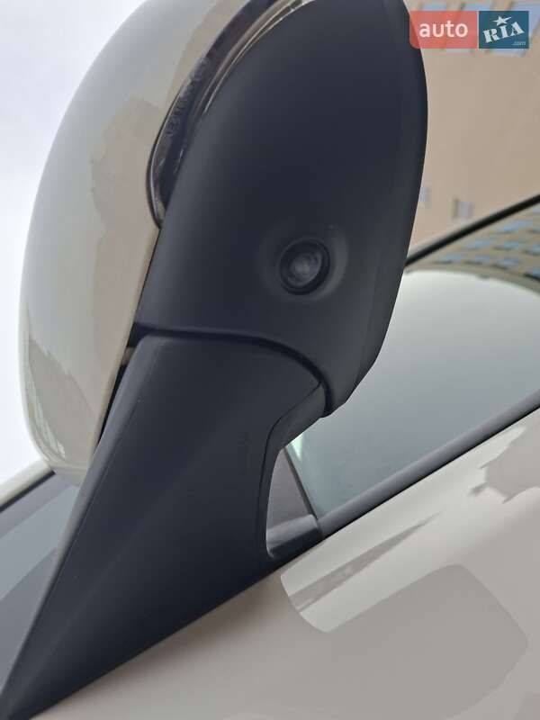 Хэтчбек Nissan Leaf 2020 в Черновцах