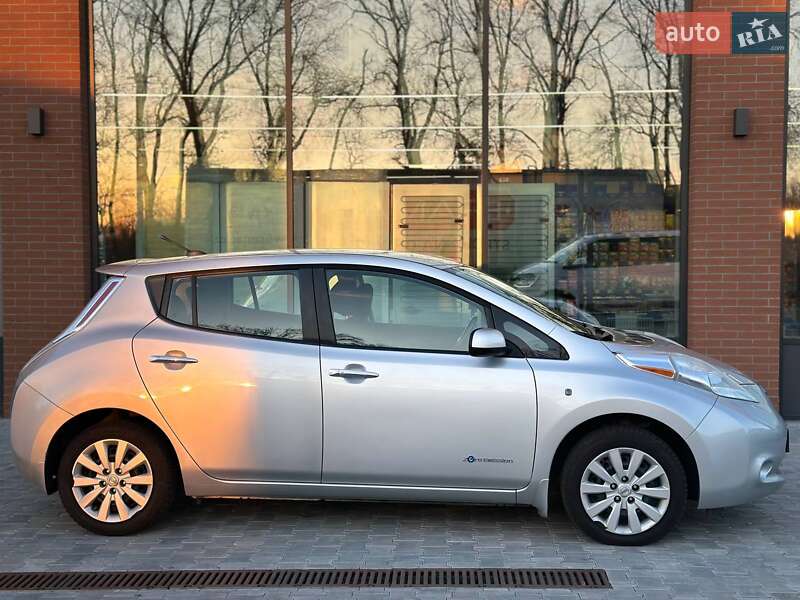 Хэтчбек Nissan Leaf 2013 в Киеве фото 4 Хэтчбек Nissan Leaf 2013 в Киеве