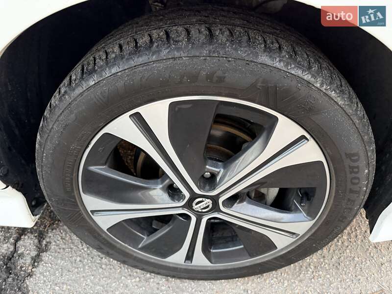 Хэтчбек Nissan Leaf 2019 в Днепре фото 6 Хэтчбек Nissan Leaf 2019 в Днепре