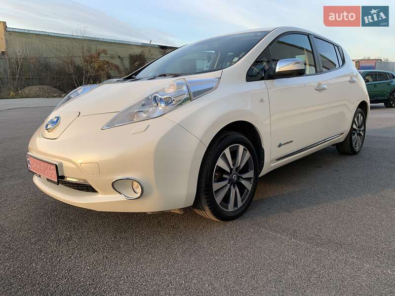 Хэтчбек Nissan Leaf 2014 в Виннице